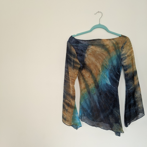 Vintage Style Sheer Blouse - Picture 8 of 9